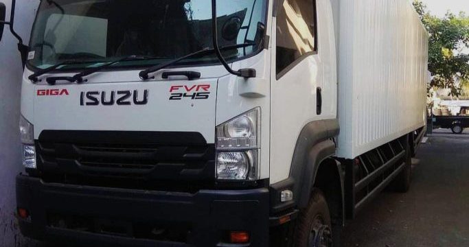 ISUZU GIGA GVR 245 PS BOX BESI